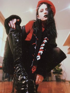 BebeTania de Oise, France